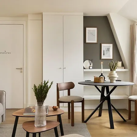 Avellana - 1 à Neuilly-sur-seine *